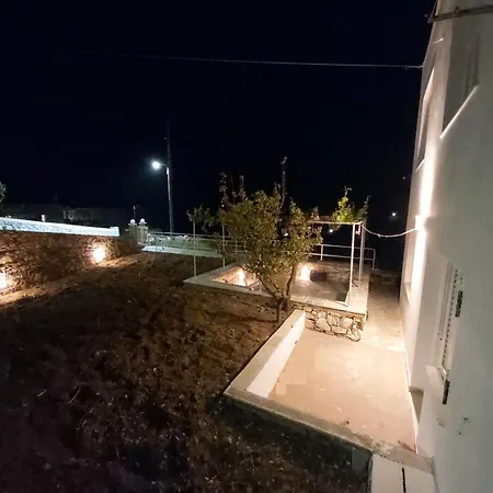 Dandelion Paros Iii Apartment