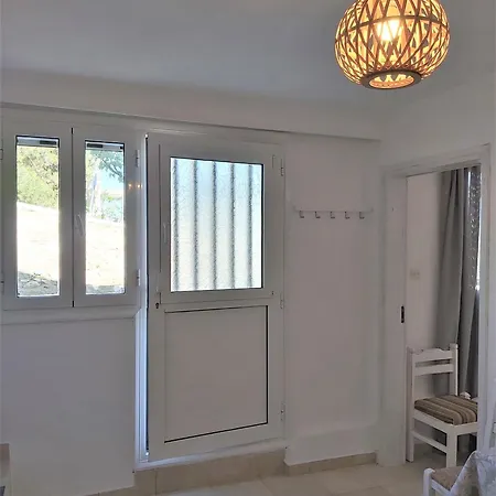 Dandelion Paros Iii-iv Apartment