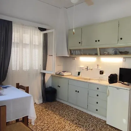 Dandelion Paros Iii-iv