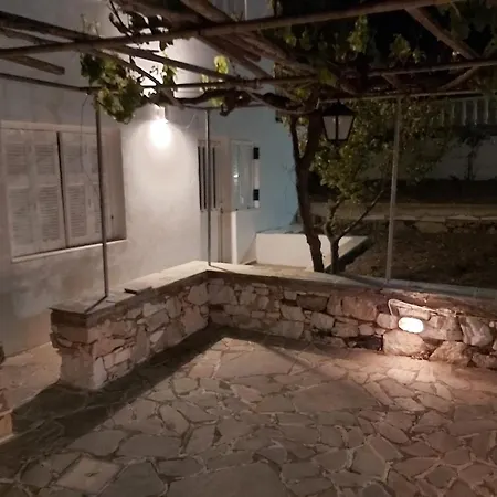 Dandelion Paros Iii *