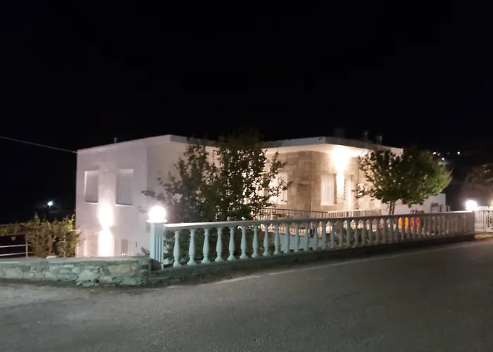 Dandelion Paros Iii شقة